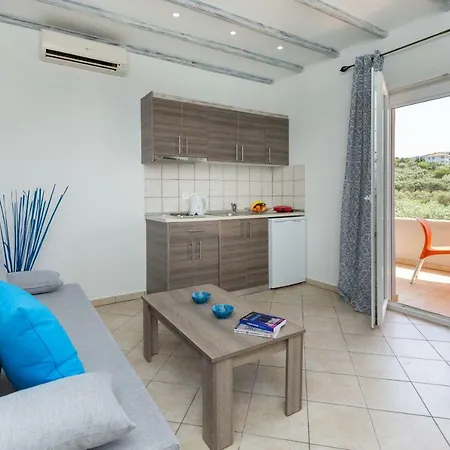 River - Escape With Pool And Views *