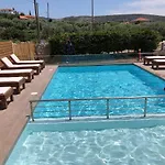Apartament River *
