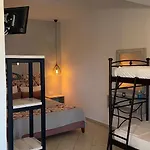 River Apartament *